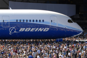 Boeing787Crowd