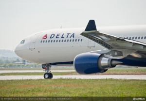 A330-300 DELTA AIRLINES MSN1627 - CLOSE UP